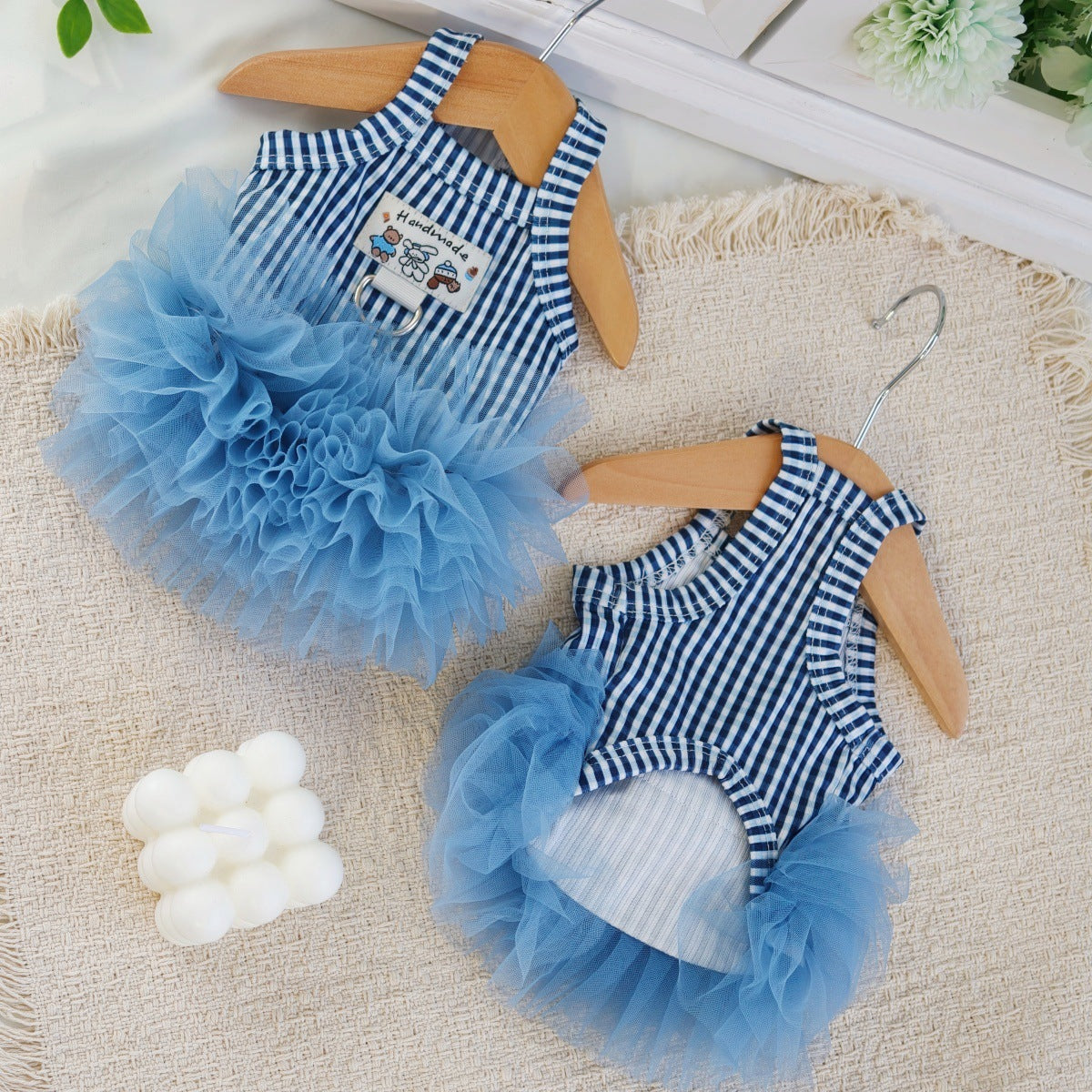 Princess dress for cats and dogs