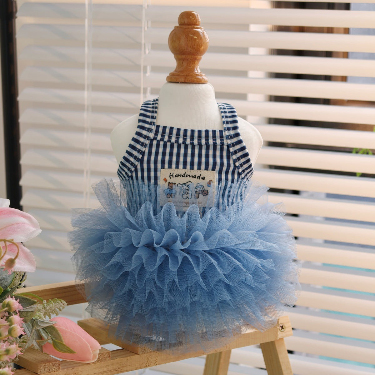 Princess dress for cats and dogs